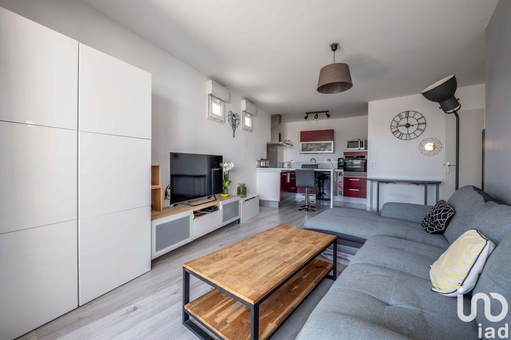 Achat appartement à vendre 3 pièces 60 m² - Maisons-Alfort