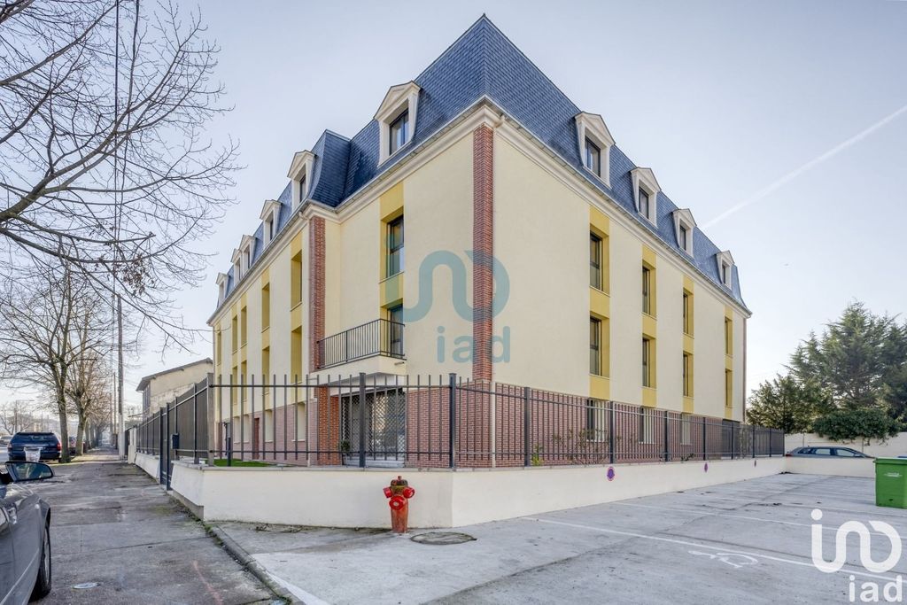 Achat appartement à vendre 3 pièces 92 m² - Livry-Gargan