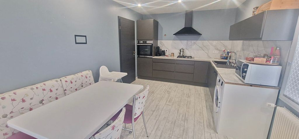 Achat appartement à vendre 4 pièces 96 m² - Pontarlier