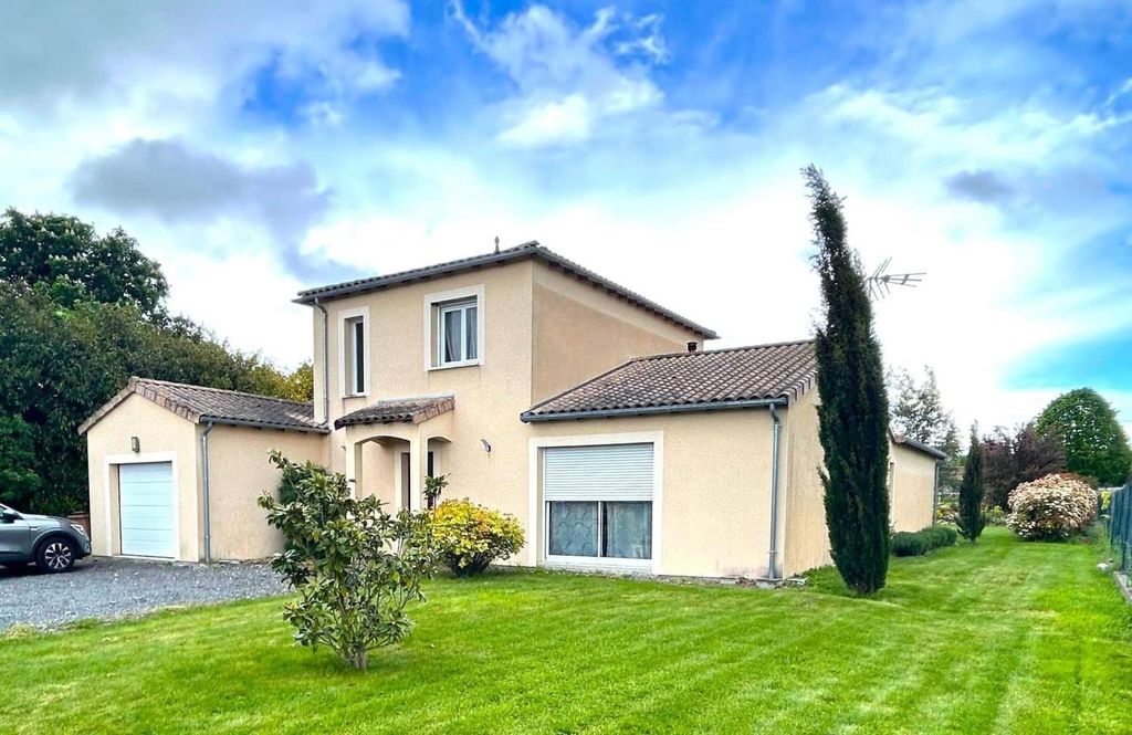 Achat maison à vendre 4 chambres 153 m² - Poitiers