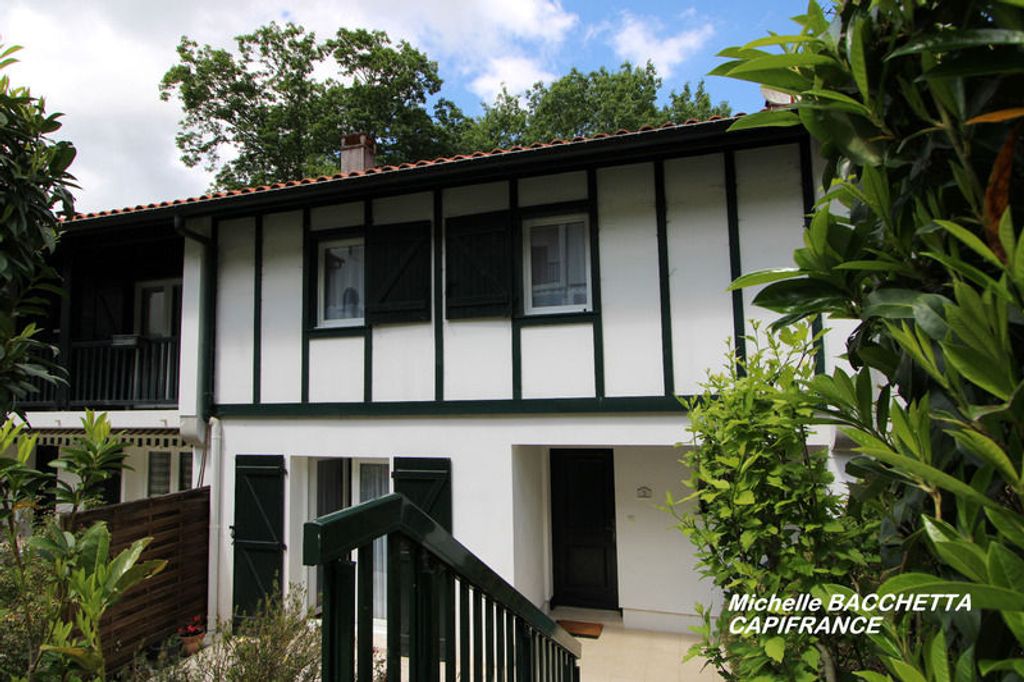 Achat maison à vendre 3 chambres 137 m² - Cambo-les-Bains