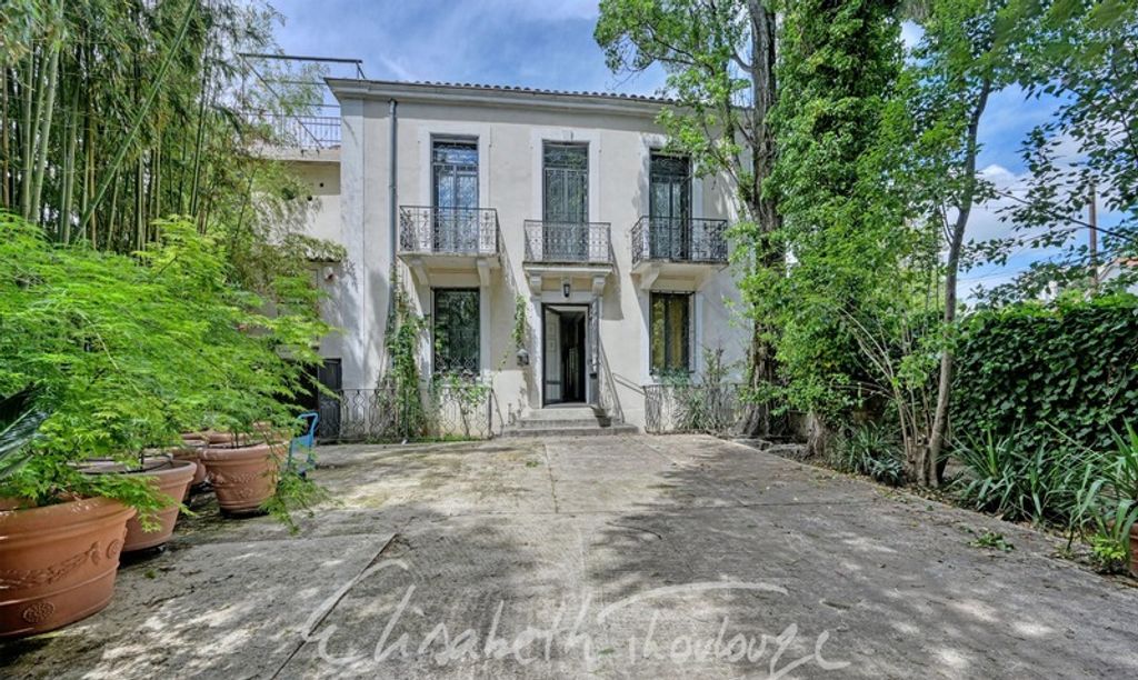 Achat maison à vendre 7 chambres 222 m² - Castelnau-le-Lez