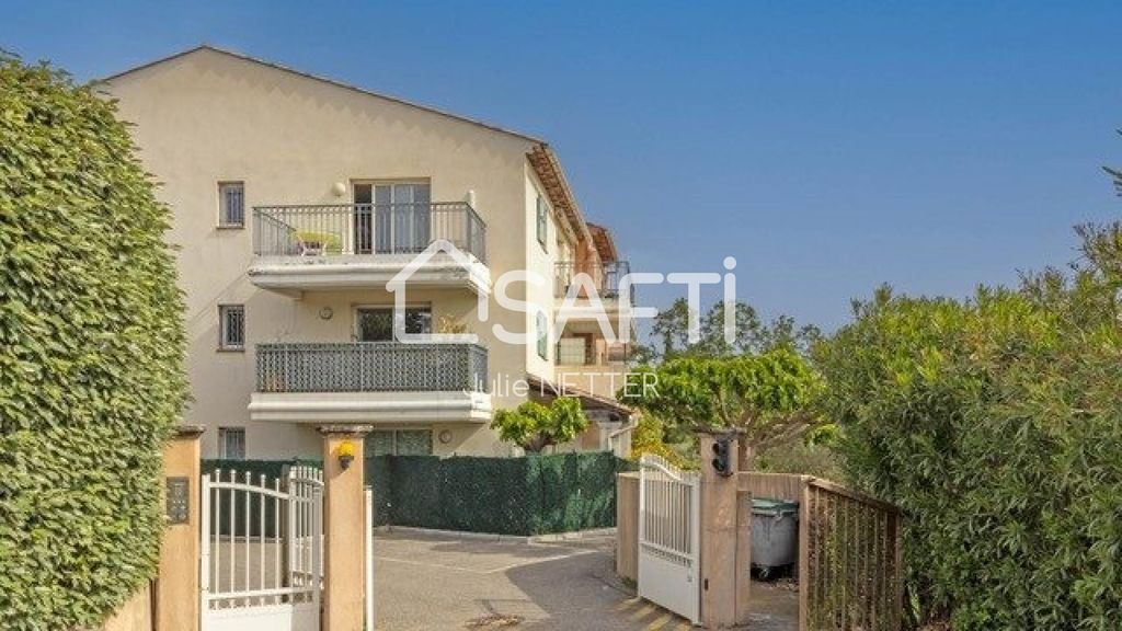 Achat appartement à vendre 2 pièces 38 m² - Roquebrune-sur-Argens