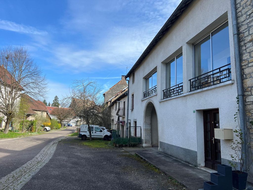 Achat maison à vendre 3 chambres 108 m² - Villersexel