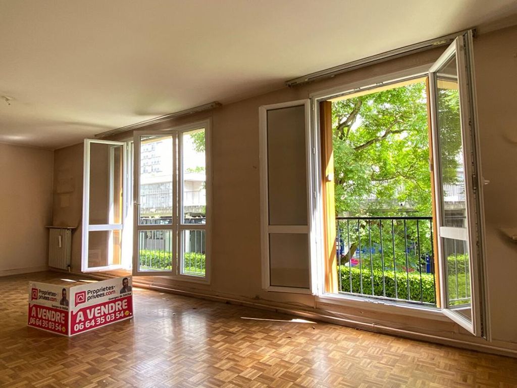 Achat appartement à vendre 5 pièces 81 m² - Choisy-le-Roi