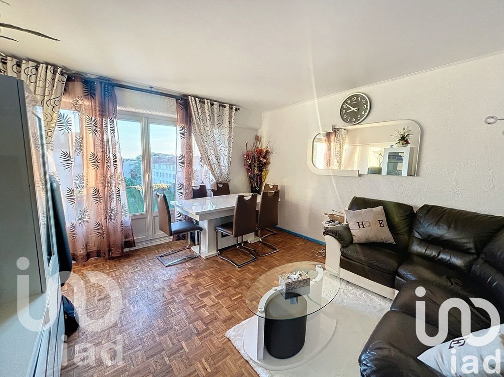 Achat appartement à vendre 4 pièces 74 m² - Livry-Gargan