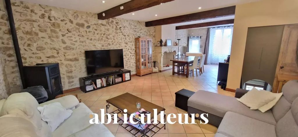 Achat maison à vendre 3 chambres 145 m² - Châteauneuf-du-Rhône