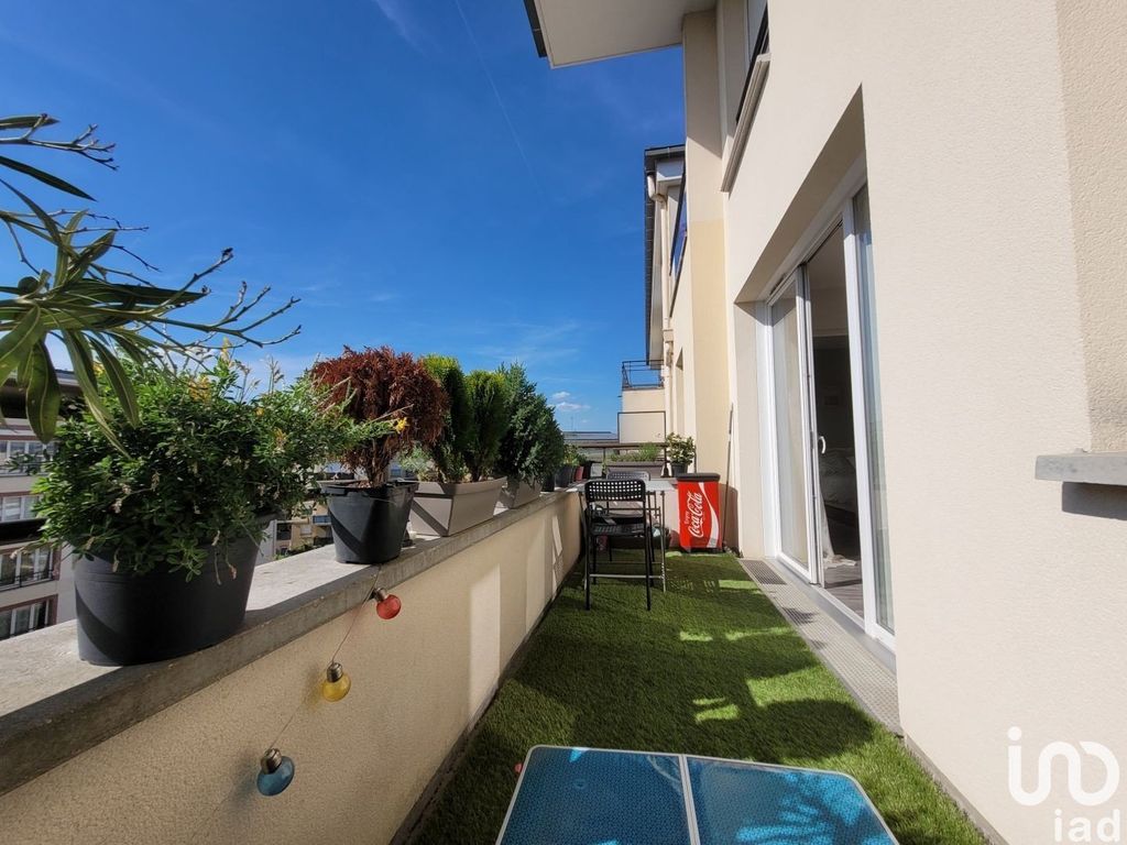 Achat appartement à vendre 2 pièces 47 m² - Corbeil-Essonnes