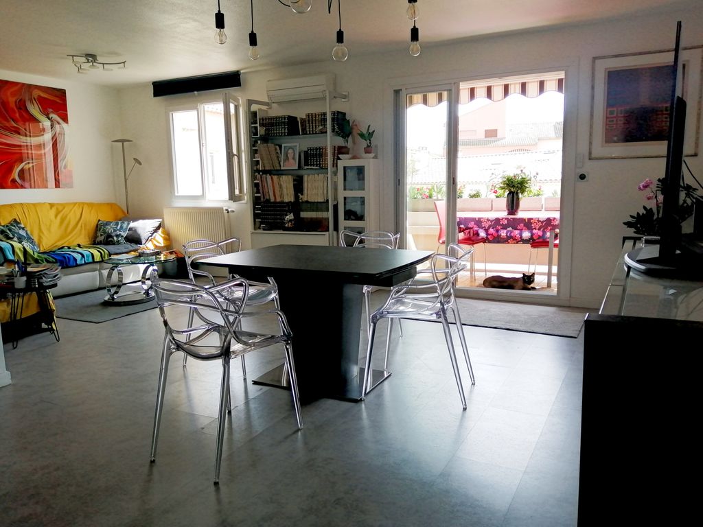 Achat appartement à vendre 3 pièces 75 m² - Hyères