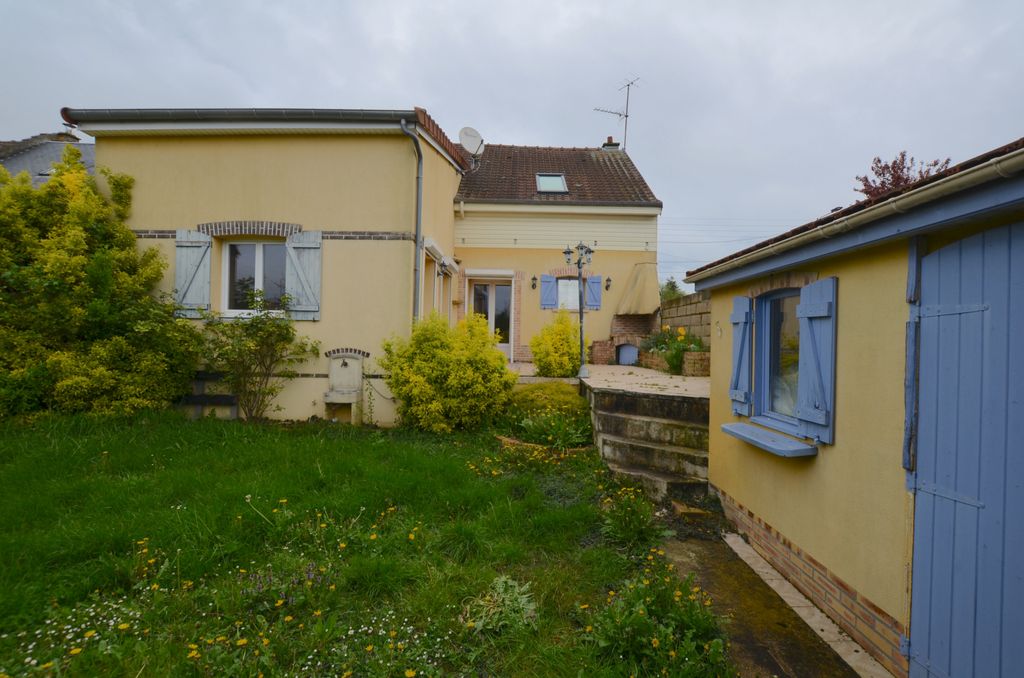 Achat maison à vendre 3 chambres 122 m² - Villers-Bretonneux