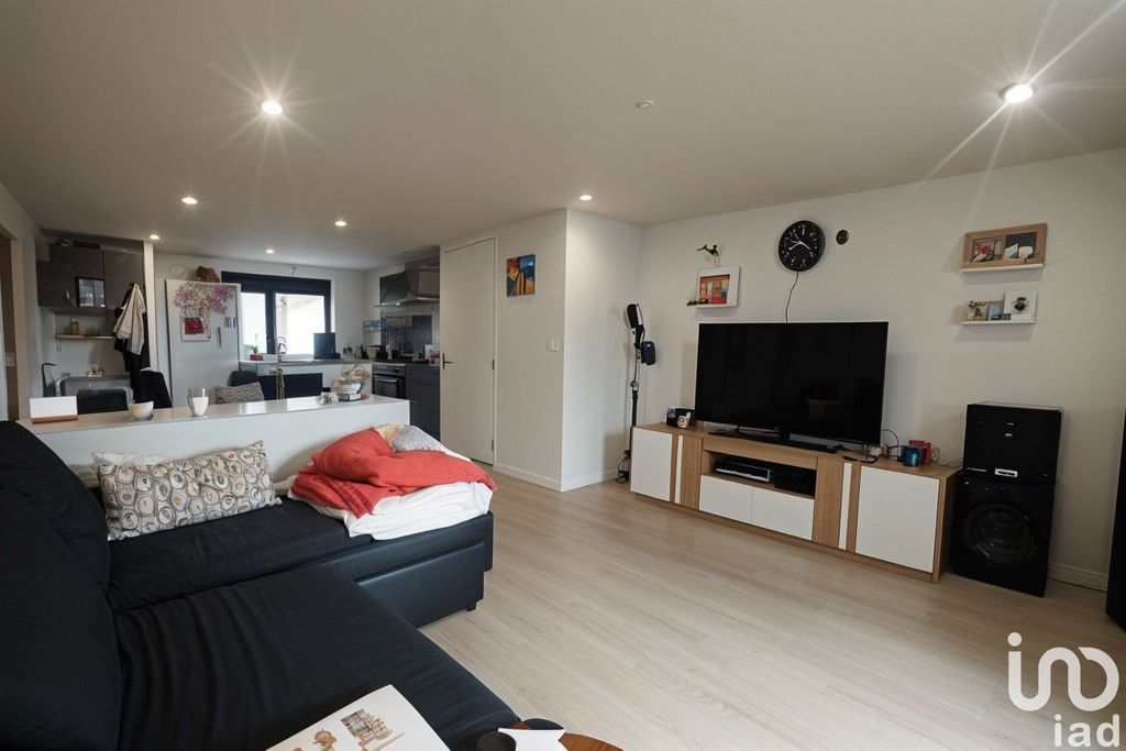 Achat maison à vendre 3 chambres 84 m² - Lezoux