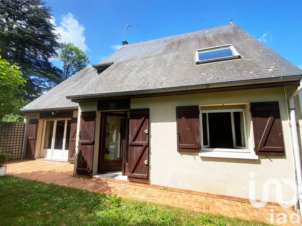Achat maison à vendre 5 chambres 169 m² - Saint-Cyr-sur-Loire