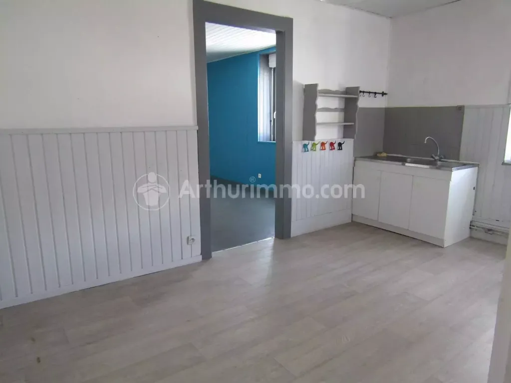 Achat appartement à vendre 2 pièces 53 m² - Mandeure