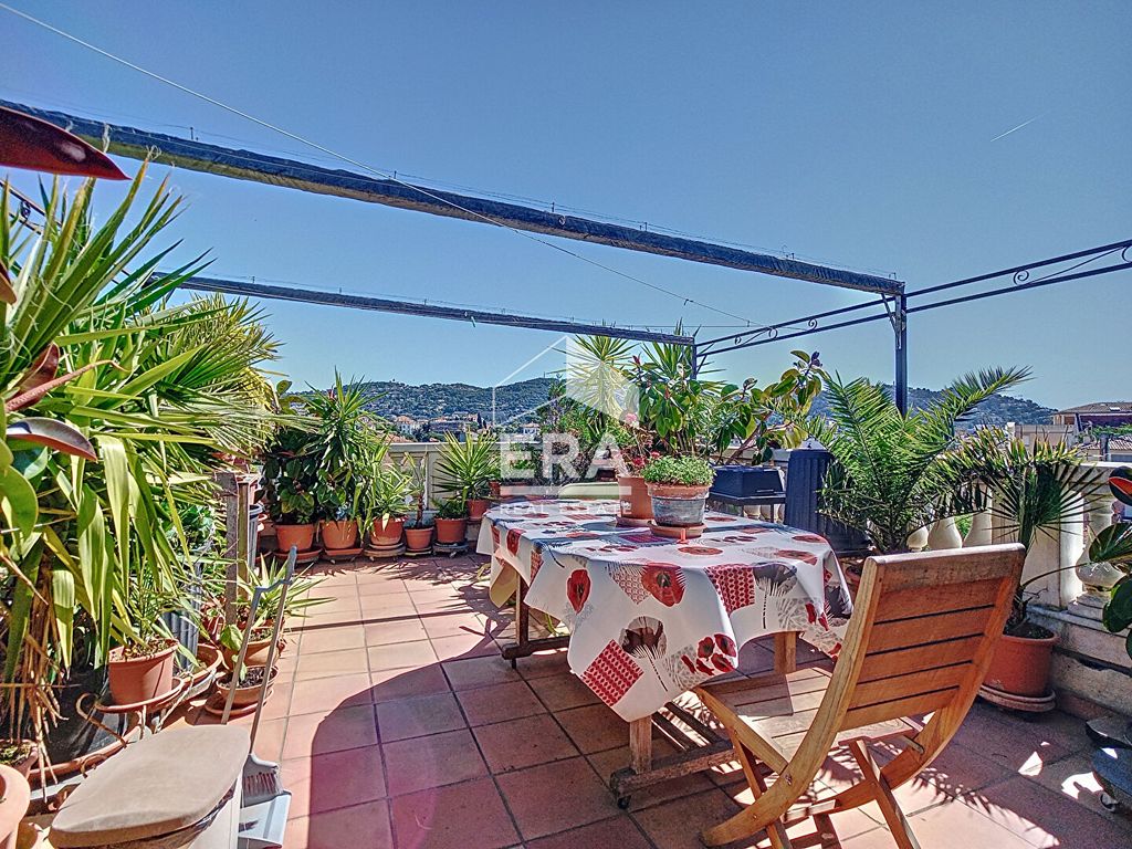 Achat maison à vendre 5 chambres 241 m² - Cannes
