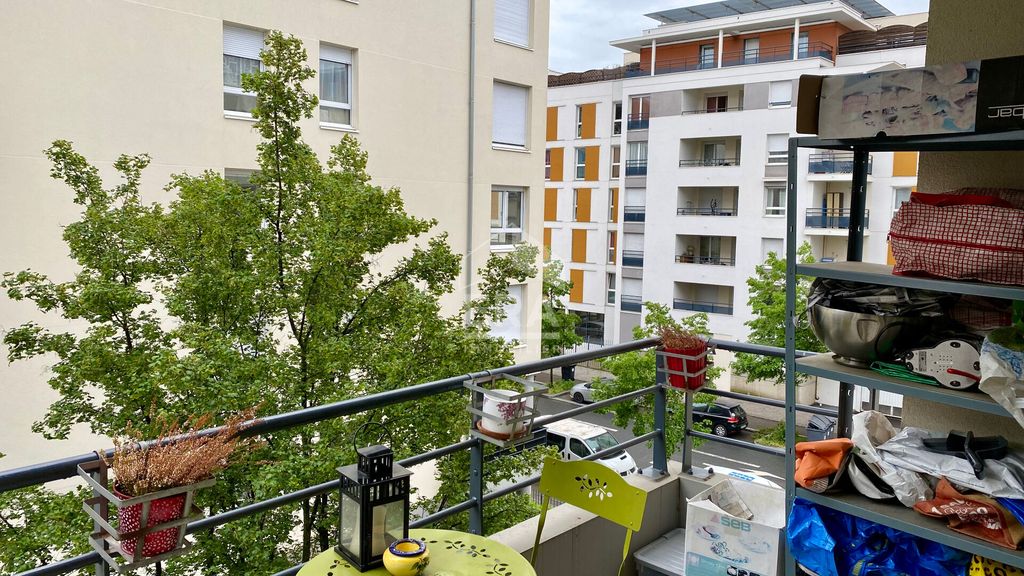Achat appartement à vendre 3 pièces 67 m² - Lyon 9ème arrondissement