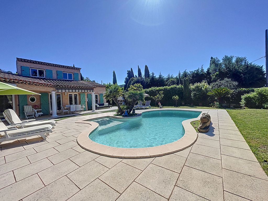 Achat maison à vendre 4 chambres 152 m² - Mougins