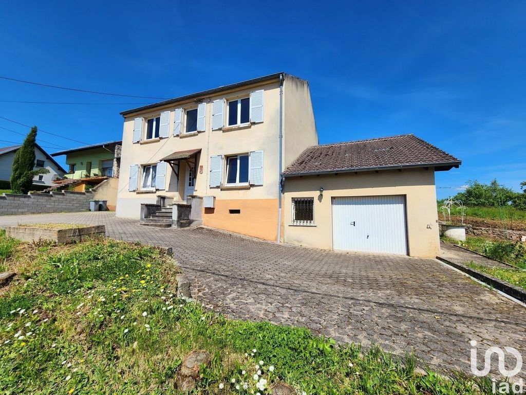 Achat maison à vendre 5 chambres 143 m² - Rémering-lès-Puttelange