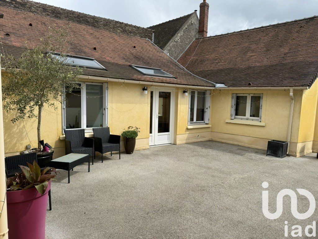 Achat maison à vendre 3 chambres 167 m² - Vinneuf