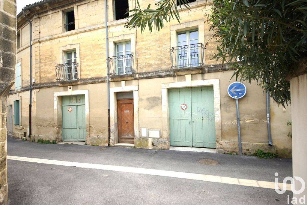 Achat maison à vendre 3 chambres 190 m² - Uzès