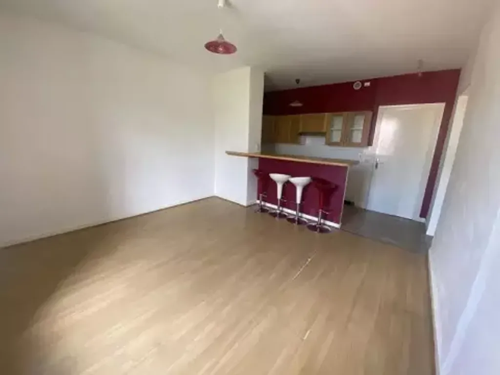 Achat appartement à vendre 2 pièces 43 m² - Boën-sur-Lignon