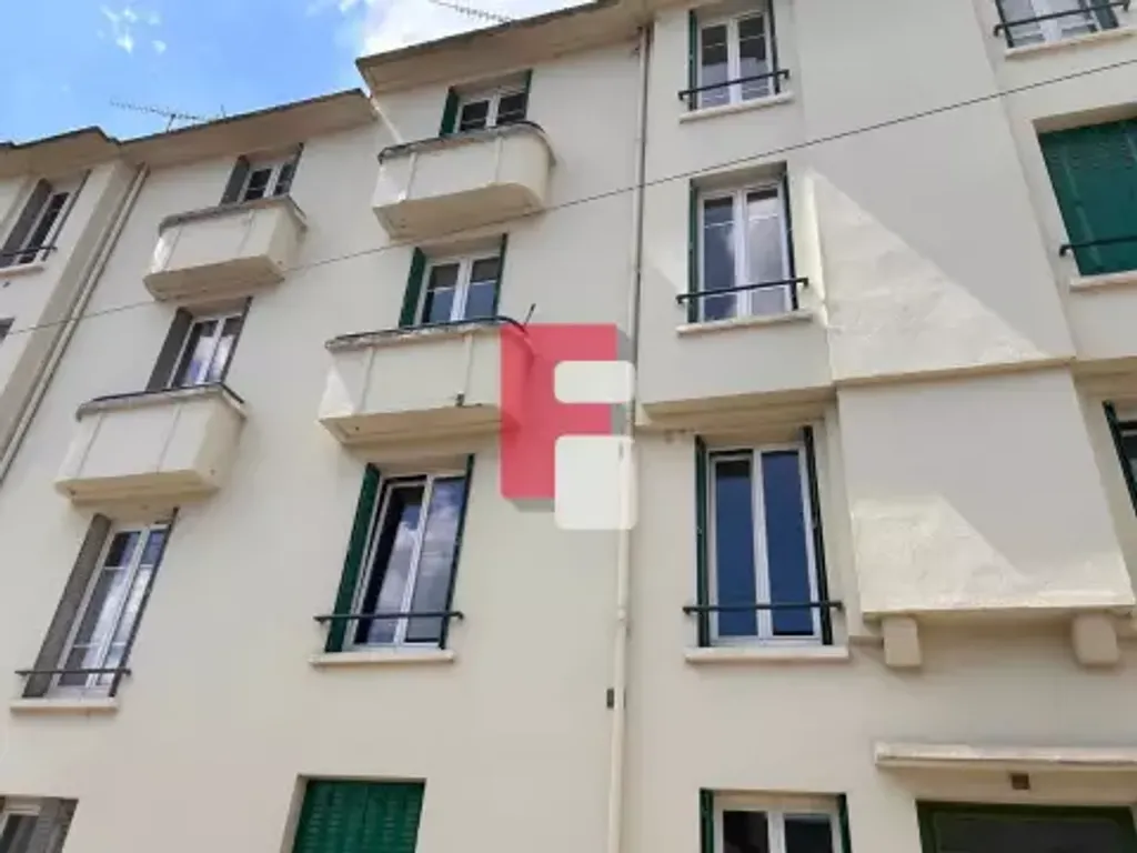 Achat appartement à vendre 2 pièces 44 m² - Sainte-Savine