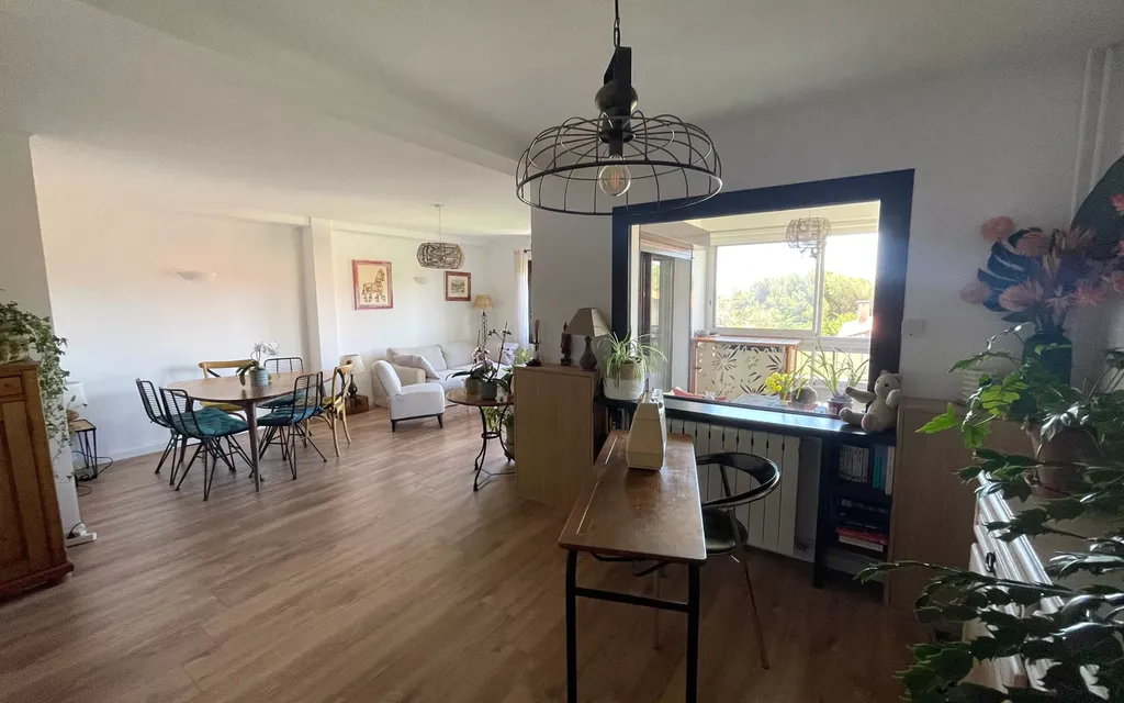 Achat appartement à vendre 3 pièces 75 m² - Six-Fours-les-Plages