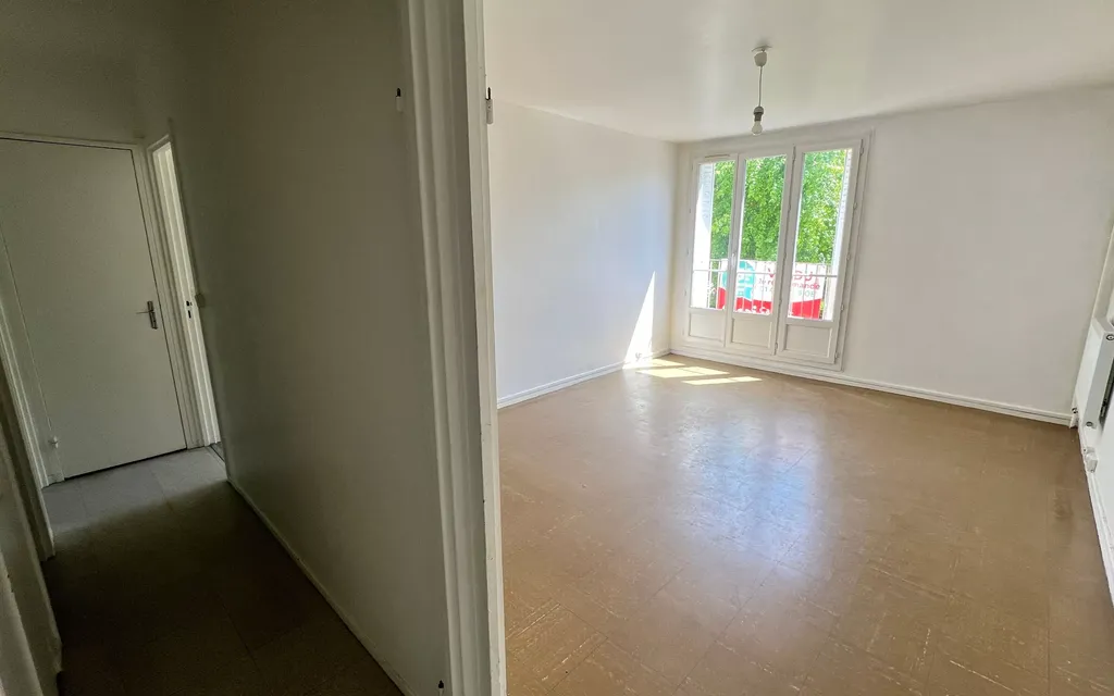 Achat appartement à vendre 3 pièces 57 m² - Neuilly-sur-Marne