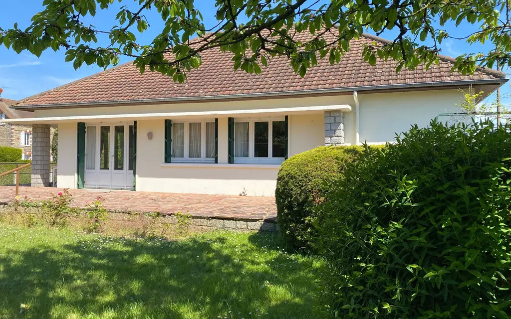 Achat maison à vendre 3 chambres 92 m² - Saint-Germain-du-Corbéis