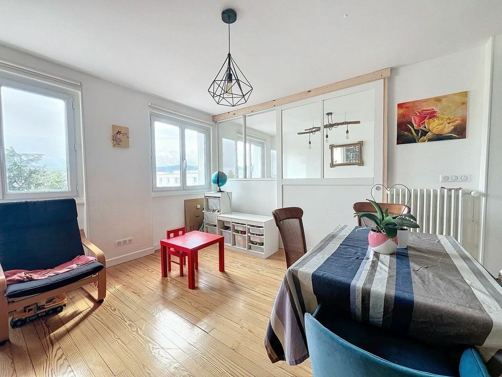 Achat appartement à vendre 3 pièces 68 m² - Clermont-Ferrand