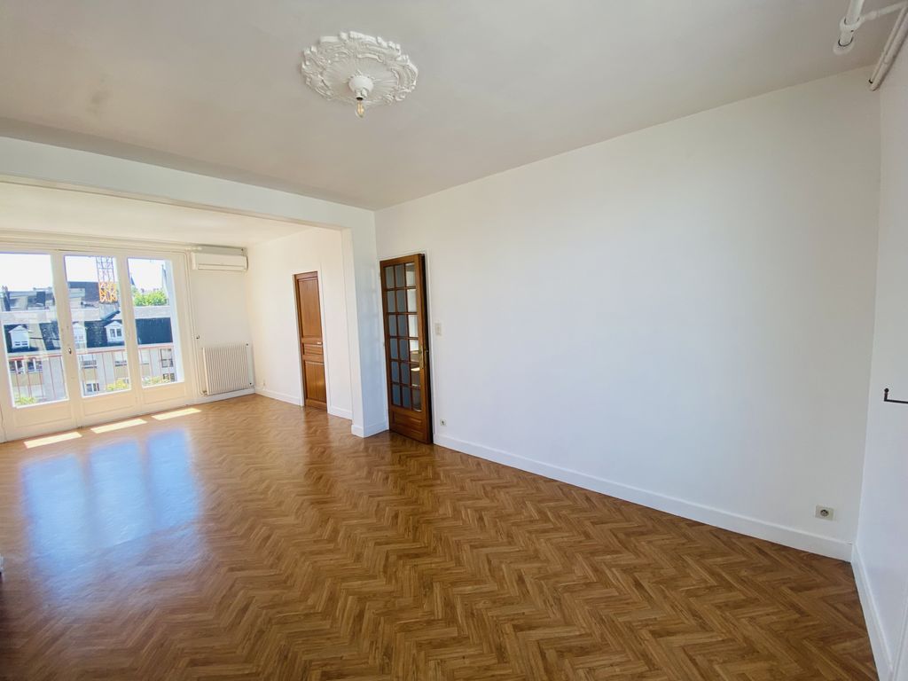Achat appartement à vendre 5 pièces 74 m² - Bourges