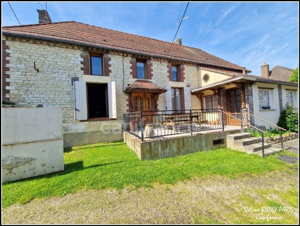 Achat maison à vendre 4 chambres 146 m² - Villeneuve-au-Chemin