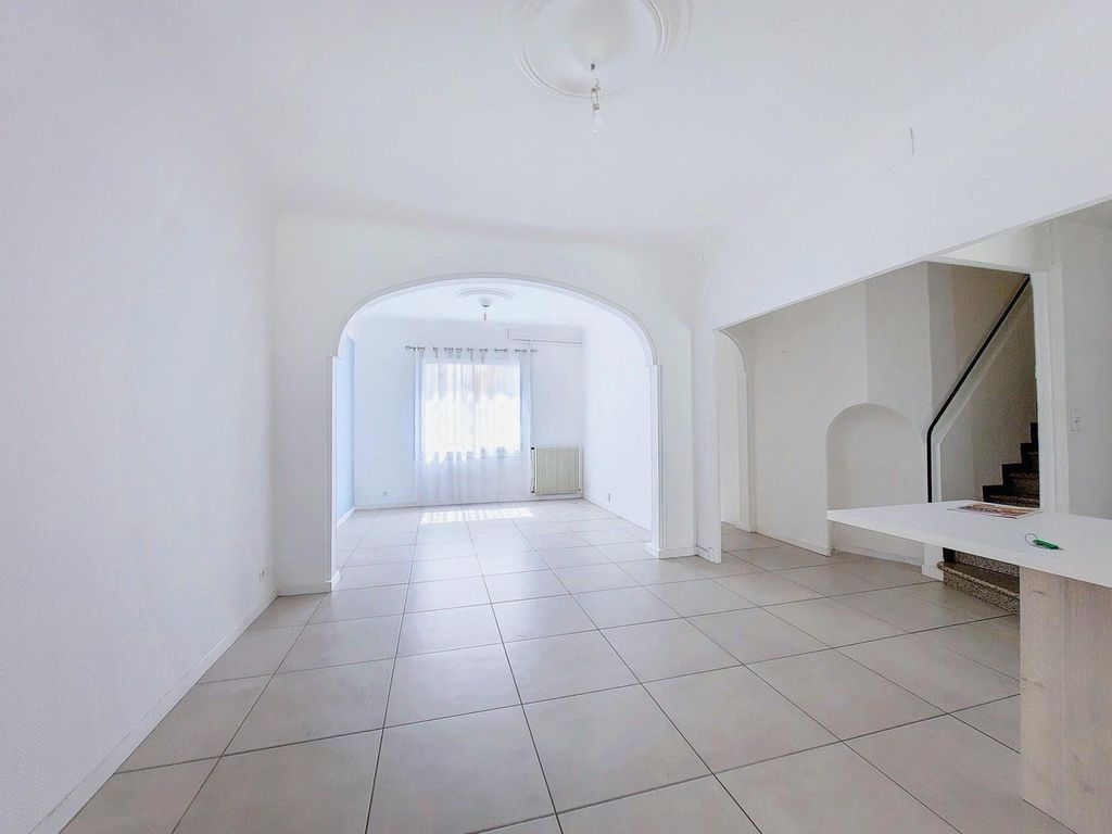 Achat maison à vendre 3 chambres 112 m² - Perpignan