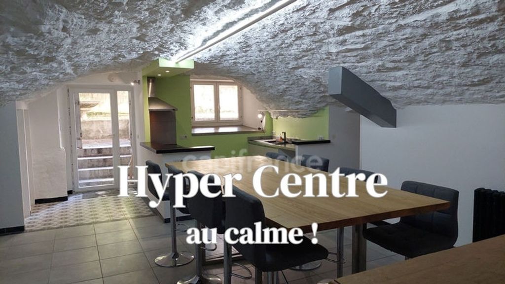 Achat appartement à vendre 3 pièces 116 m² - Aix-les-Bains