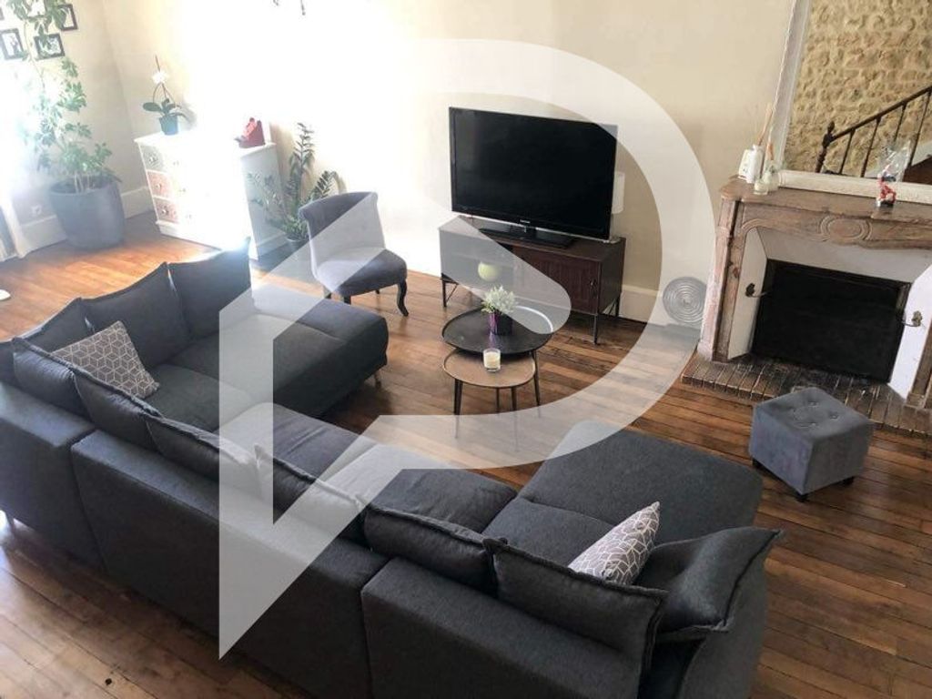 Achat maison à vendre 5 chambres 133 m² - Poitiers