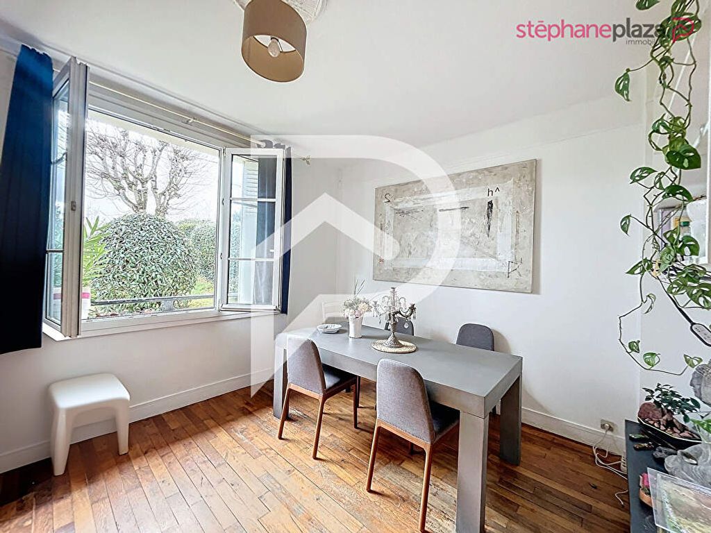 Achat appartement à vendre 4 pièces 75 m² - Suresnes