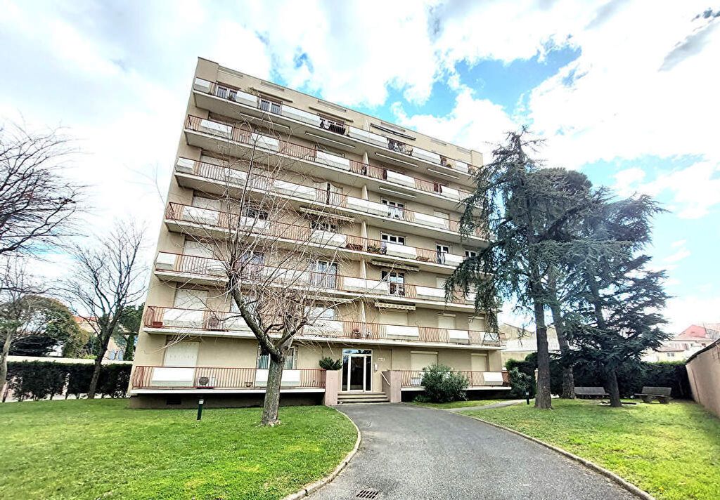 Achat appartement à vendre 4 pièces 77 m² - Bourg-lès-Valence