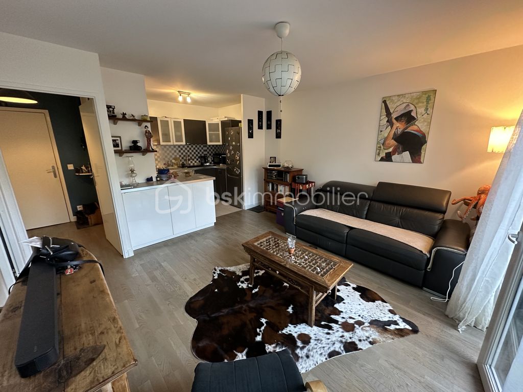 Achat appartement à vendre 2 pièces 42 m² - Saint-Pierre-du-Perray