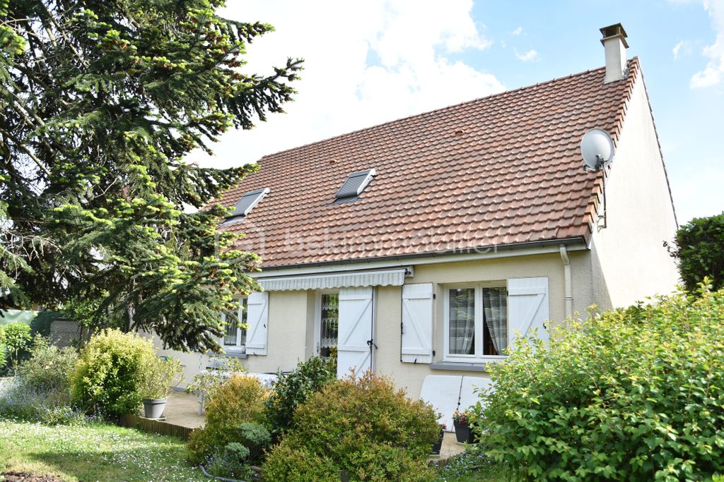 Achat maison à vendre 3 chambres 120 m² - Sainte-Geneviève-des-Bois