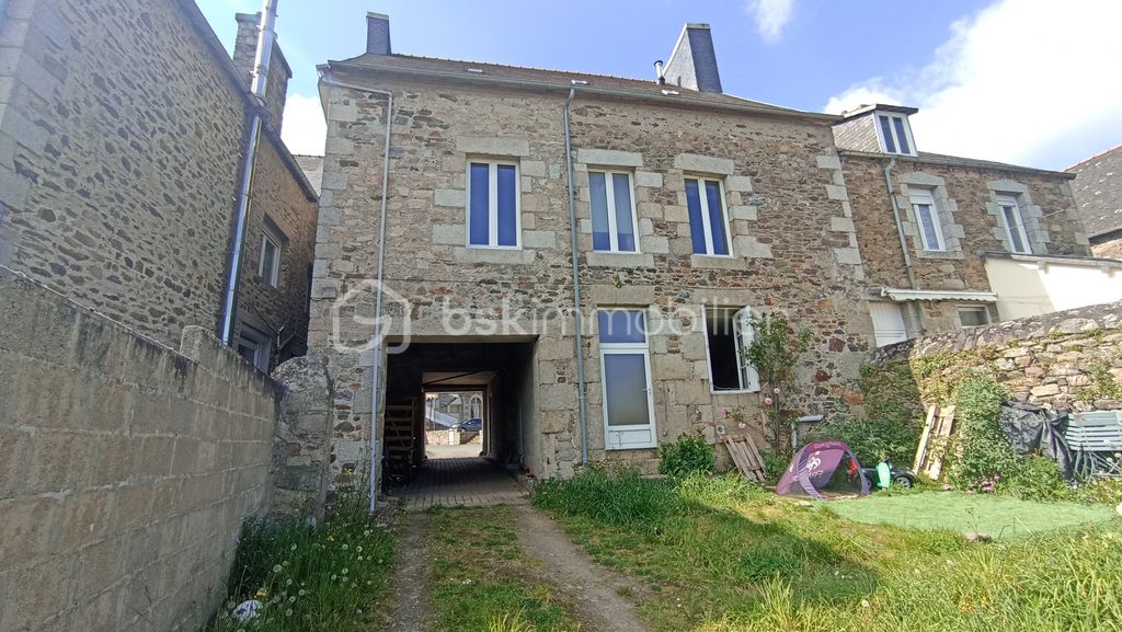 Achat maison à vendre 3 chambres 250 m² - Callac