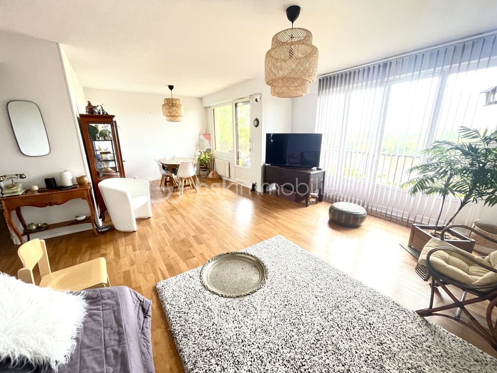 Achat appartement à vendre 4 pièces 84 m² - La Chapelle-Saint-Mesmin