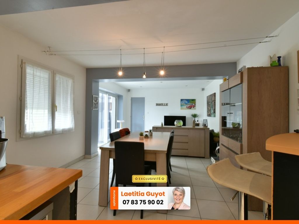 Achat maison à vendre 2 chambres 95 m² - Trévol