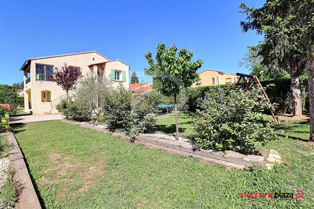 Achat maison à vendre 4 chambres 150 m² - Carpentras