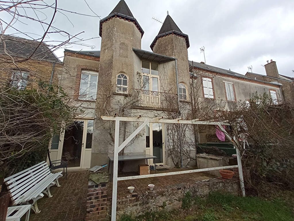 Achat maison à vendre 4 chambres 137 m² - Mondoubleau