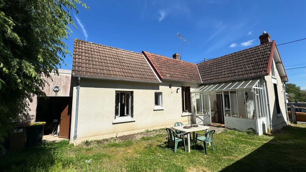 Achat maison à vendre 2 chambres 61 m² - Romorantin-Lanthenay