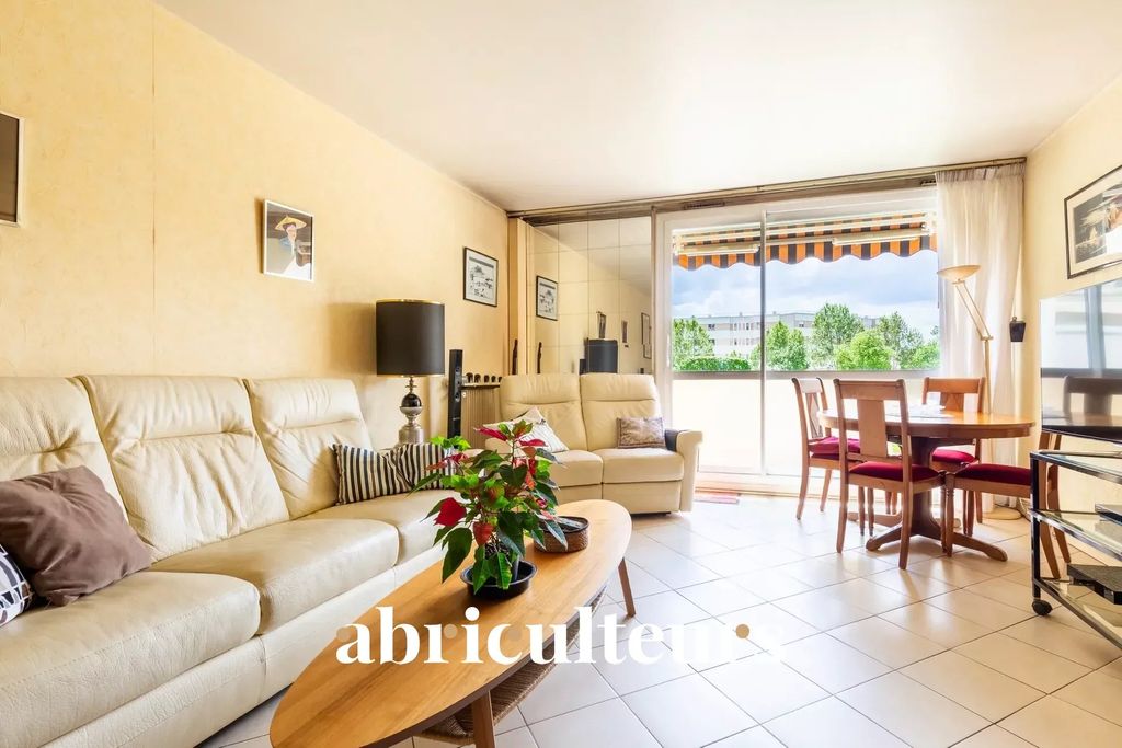 Achat appartement à vendre 5 pièces 101 m² - Maisons-Alfort