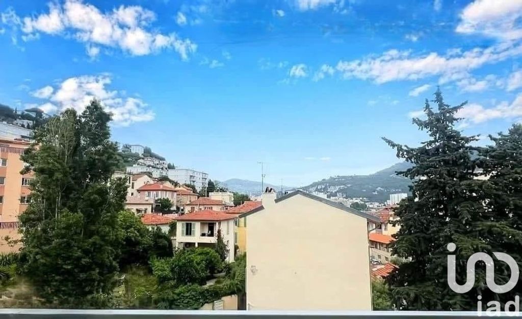 Achat appartement à vendre 3 pièces 53 m² - Nice