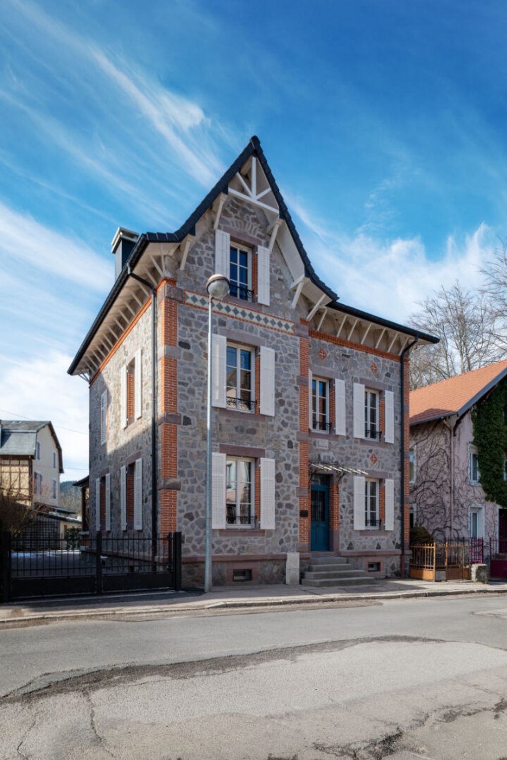 Achat maison à vendre 5 chambres 223 m² - Gérardmer