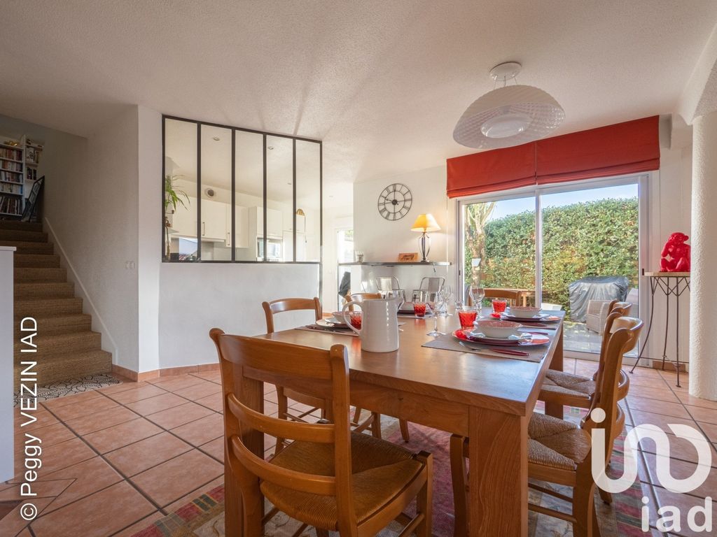 Achat maison à vendre 4 chambres 160 m² - La Rochelle