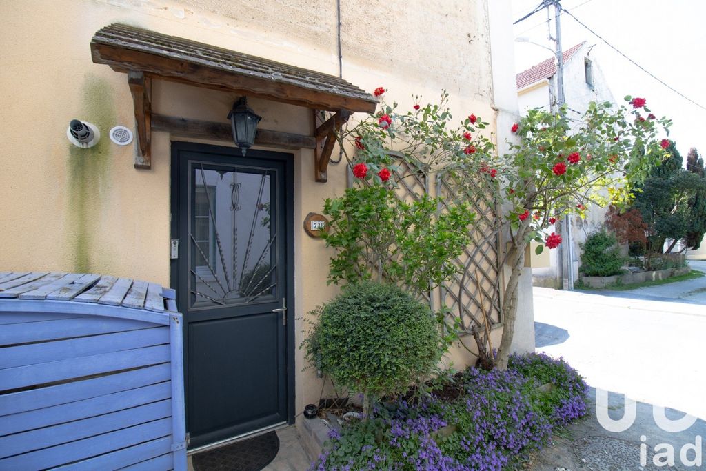 Achat maison à vendre 3 chambres 73 m² - Quincy-Voisins