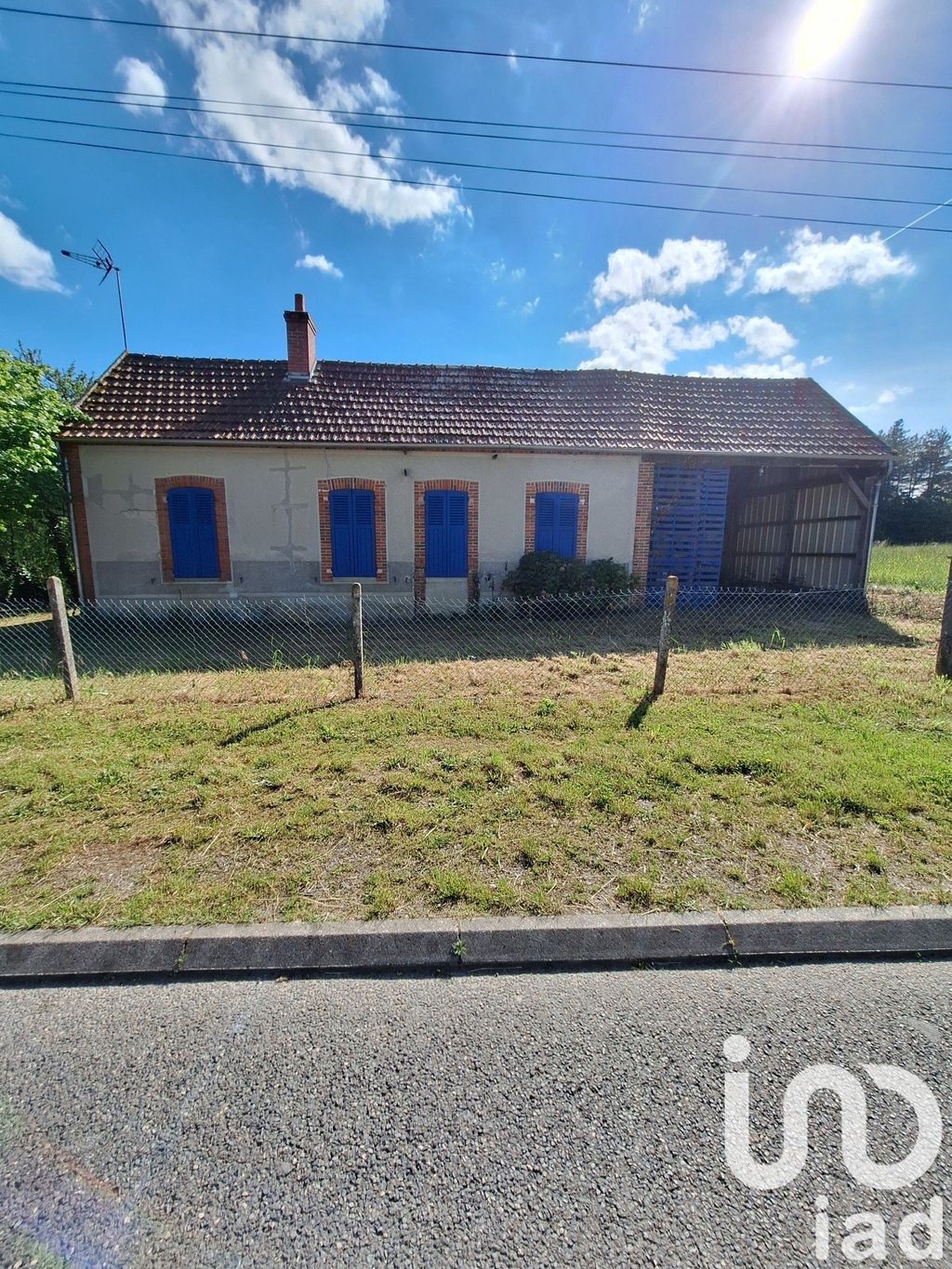 Achat maison à vendre 2 chambres 58 m² - Varennes-Changy